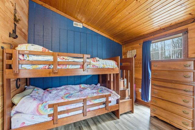 5251 W 450 S, Albion, IN 46701