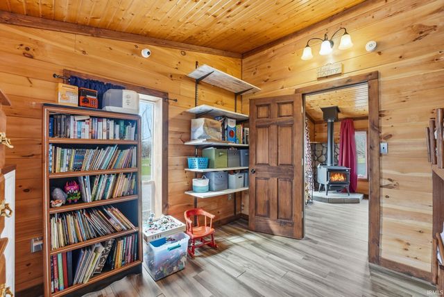 5251 W 450 S, Albion, IN 46701