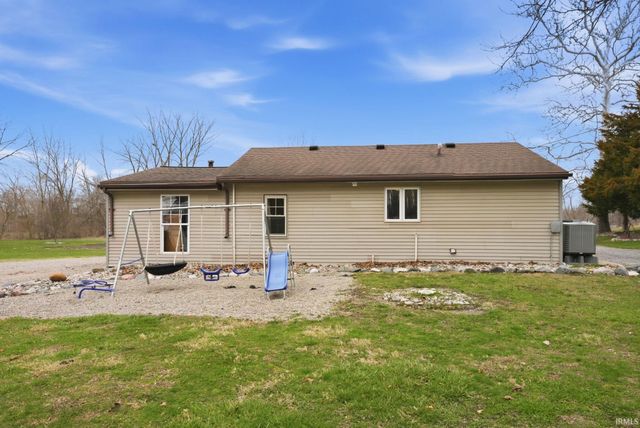 5251 W 450 S, Albion, IN 46701