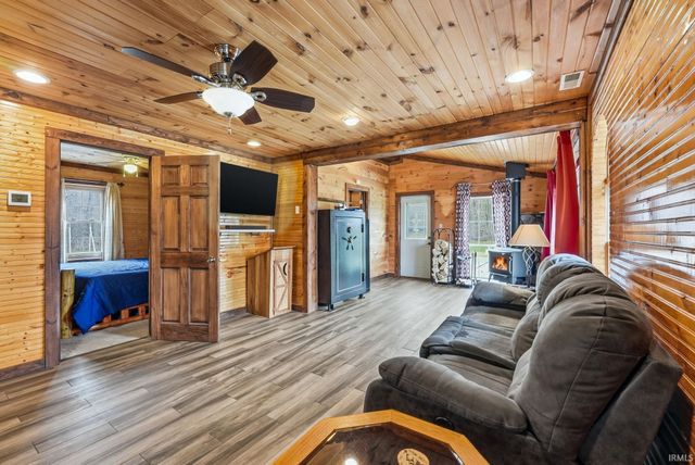 5251 W 450 S, Albion, IN 46701