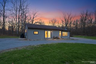 5251 W 450 S, Albion, IN 46701