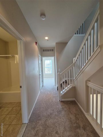 526 Graten Street 13, Birmingham, MI 48009