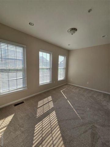 526 Graten Street 13, Birmingham, MI 48009