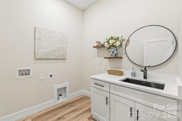 5822 Potter Road S, Waxhaw, NC 28173