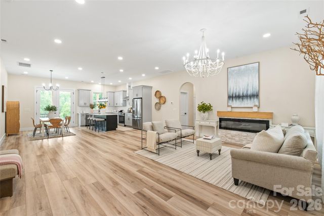 5822 Potter Road S, Waxhaw, NC 28173