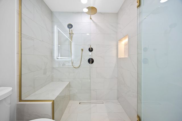 1504 Aberdeen Court 1504, Naperville, IL 60564