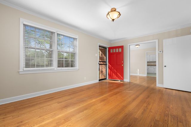 764 MOSS DR, Memphis, TN 38117