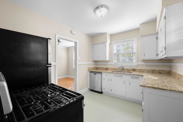 764 MOSS DR, Memphis, TN 38117