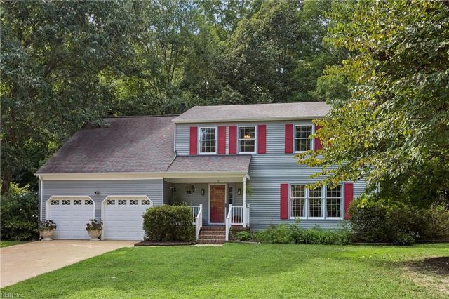12 Oscars CT, Poquoson, VA 23662