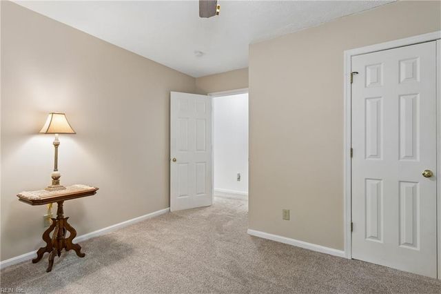 12 Oscars CT, Poquoson, VA 23662