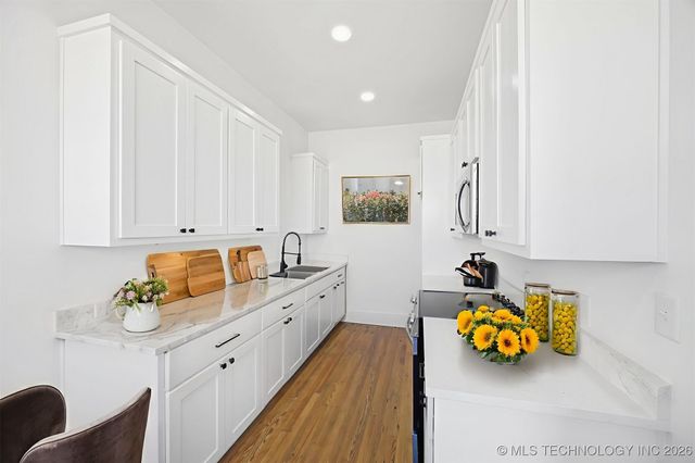 106 S A Street 11, Skiatook, OK 74070