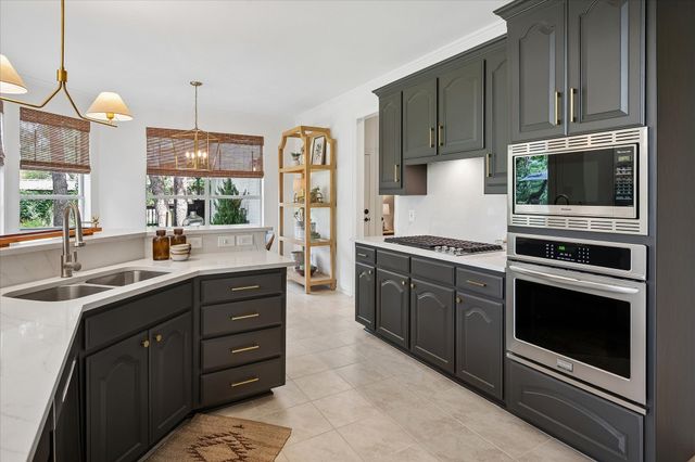 801 Helen Street, Keller, TX 76248