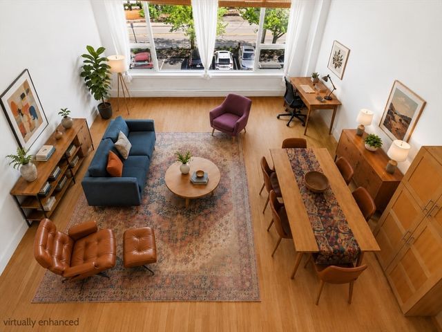 290 Pleasant St 213, Watertown, MA 02472