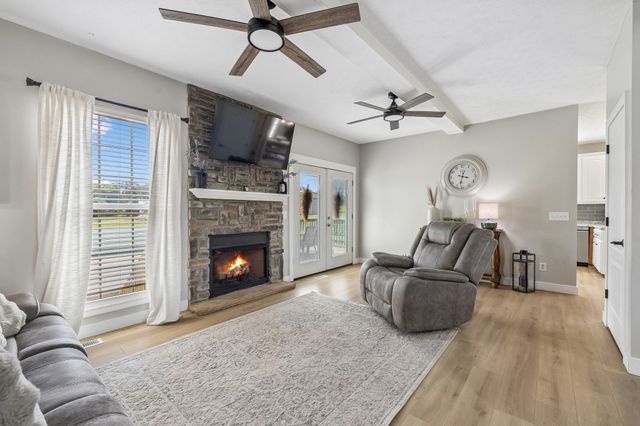 3695 Dobbin Rd, Springfield, TN 37172