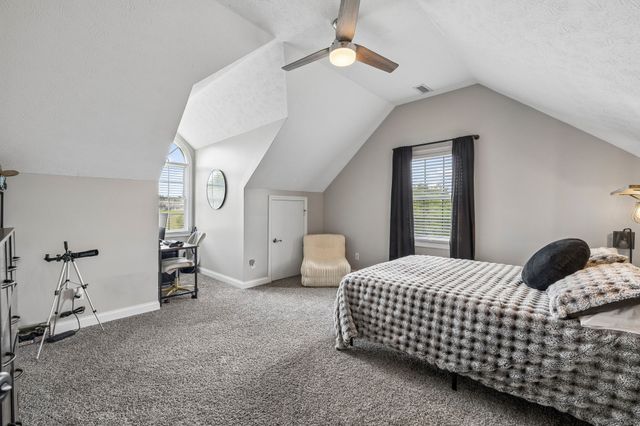 3695 Dobbin Rd, Springfield, TN 37172