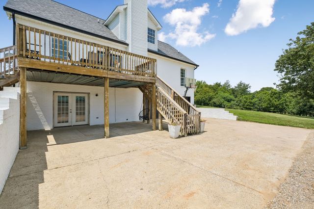 3695 Dobbin Rd, Springfield, TN 37172