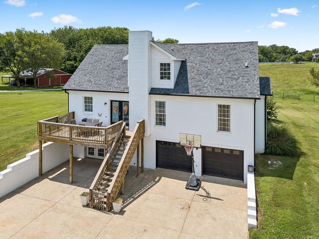 3695 Dobbin Rd, Springfield, TN 37172