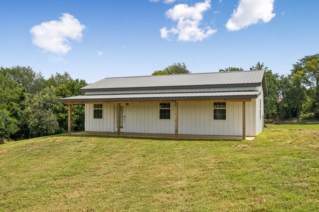 3695 Dobbin Rd, Springfield, TN 37172