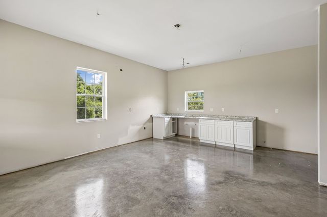 3695 Dobbin Rd, Springfield, TN 37172