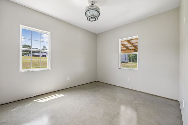 3695 Dobbin Rd, Springfield, TN 37172
