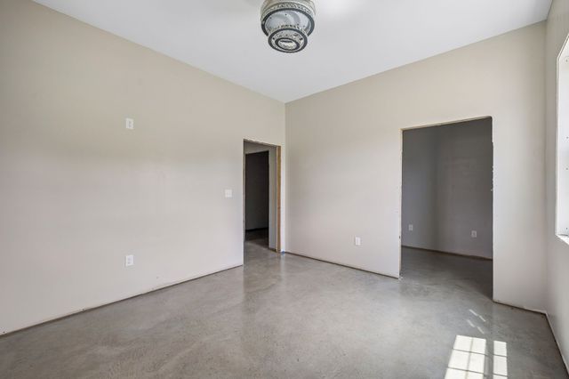 3695 Dobbin Rd, Springfield, TN 37172