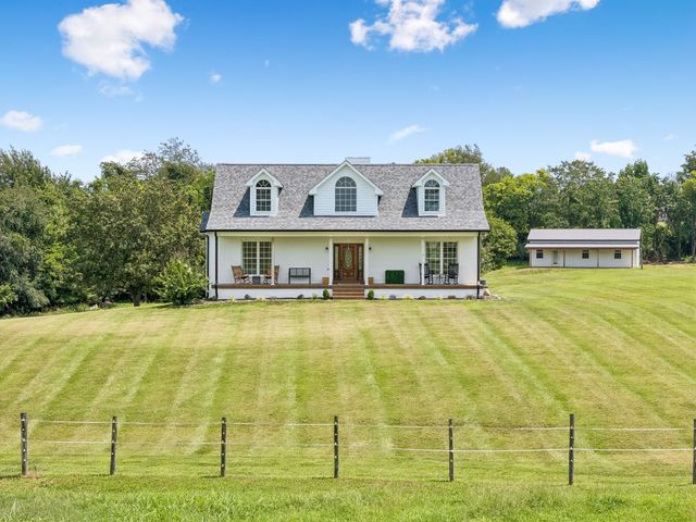 3695 Dobbin Rd, Springfield, TN 37172