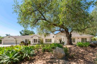 10525 Burned Oak Lane, Escondido, CA 92026