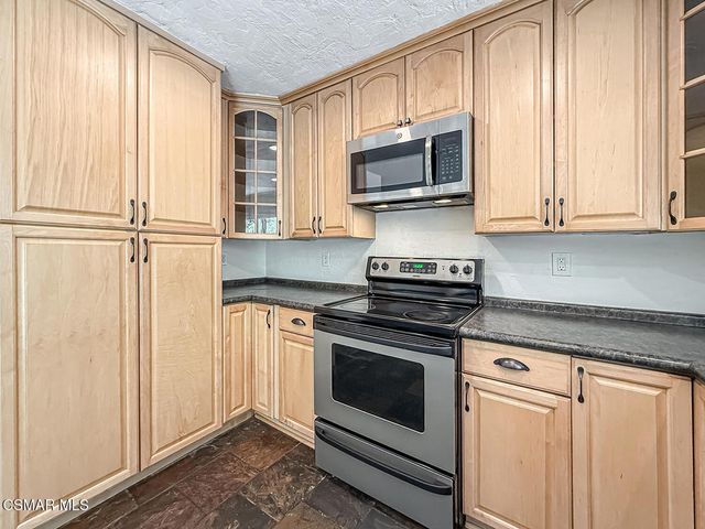 3752 Corte De Los Reyes, Thousand Oaks, CA 91360