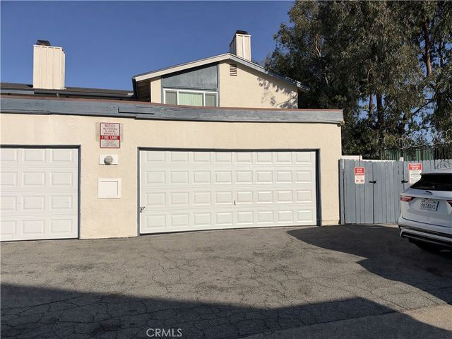 338 E Meats Avenue C, Orange, CA 92865