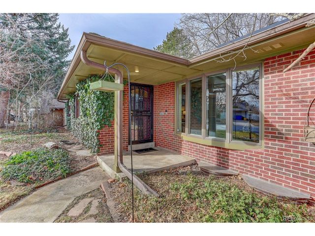 135 Everett St, Lakewood, CO 80226