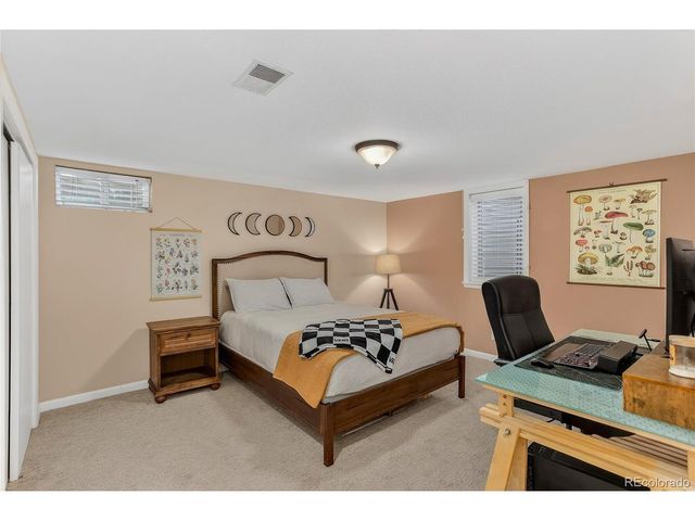 135 Everett St, Lakewood, CO 80226