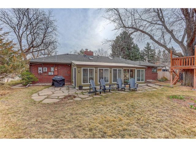 135 Everett St, Lakewood, CO 80226