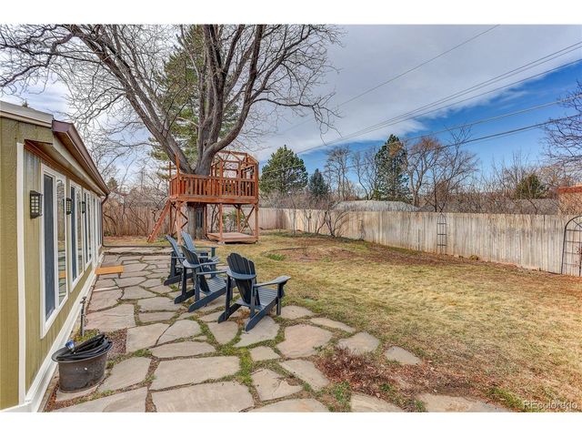 135 Everett St, Lakewood, CO 80226