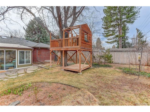 135 Everett St, Lakewood, CO 80226