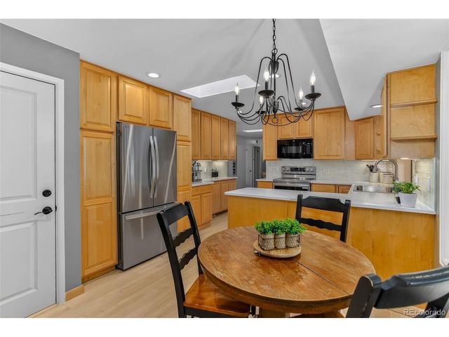 135 Everett St, Lakewood, CO 80226