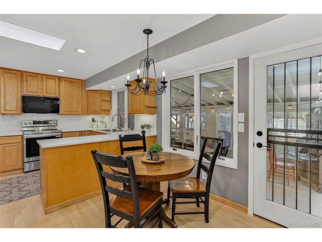 135 Everett St, Lakewood, CO 80226