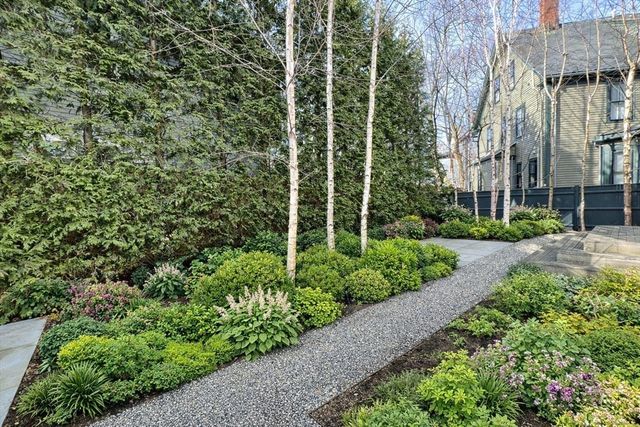 12 Martin Street, Cambridge, MA 02138