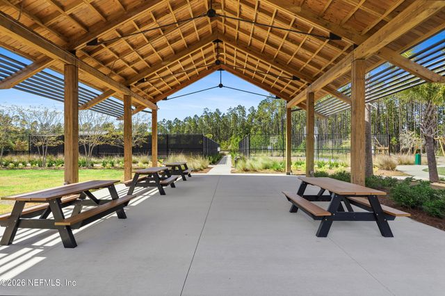 294 SAWGRASS Drive, Yulee, FL 32097
