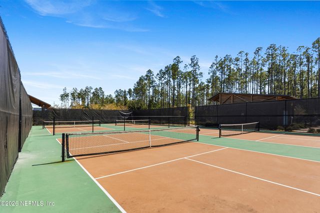 294 SAWGRASS Drive, Yulee, FL 32097