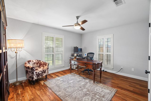 2103 Lake Country Drive, Arlington, TX 76012