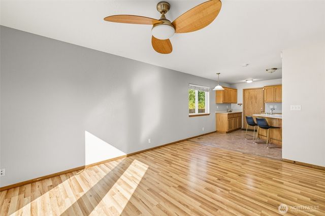 1214 NE Big Berry Loop, Oak Harbor, WA 98277