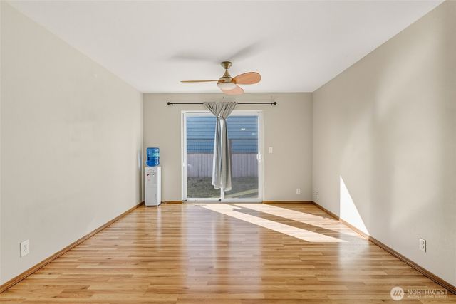 1214 NE Big Berry Loop, Oak Harbor, WA 98277