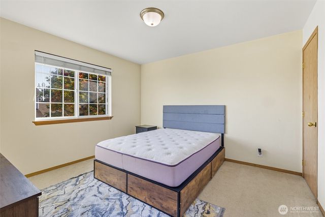 1214 NE Big Berry Loop, Oak Harbor, WA 98277