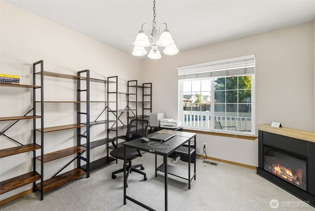 1214 NE Big Berry Loop, Oak Harbor, WA 98277