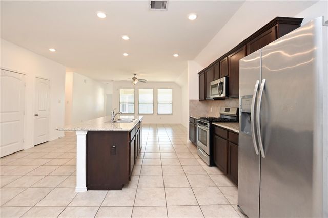 306 Marble Springs Lane, La Marque, TX 77568
