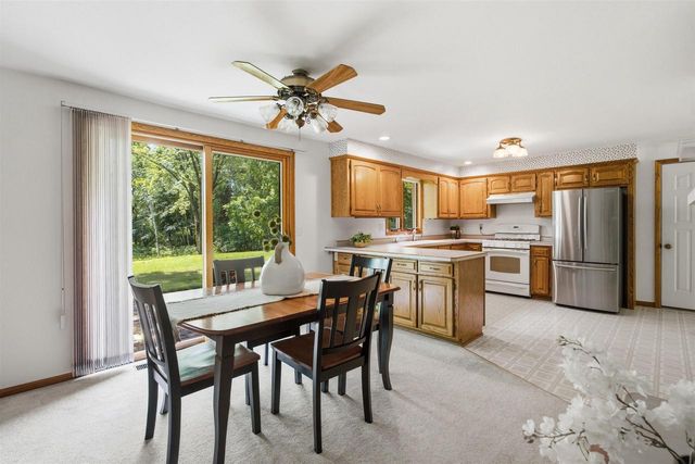 2581 WHITE PINE ROAD, Suamico, WI 54313