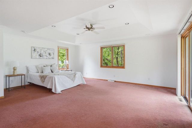 2581 WHITE PINE ROAD, Suamico, WI 54313