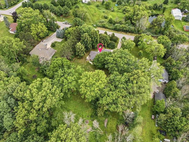 2581 WHITE PINE ROAD, Suamico, WI 54313