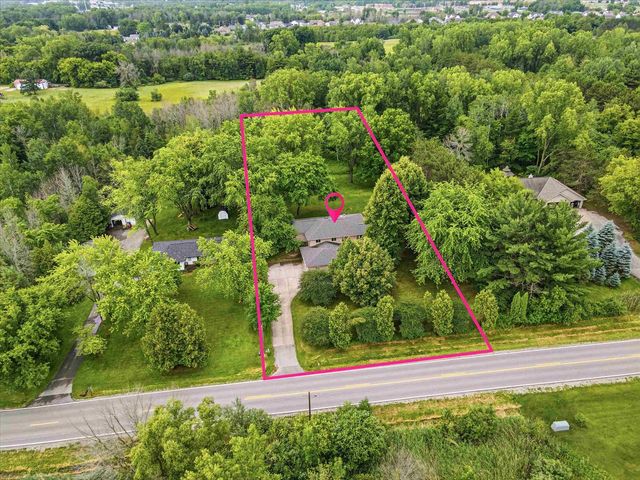 2581 WHITE PINE ROAD, Suamico, WI 54313