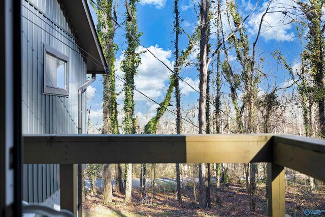 153 Autumnwood Trail, Decatur, AL 35603